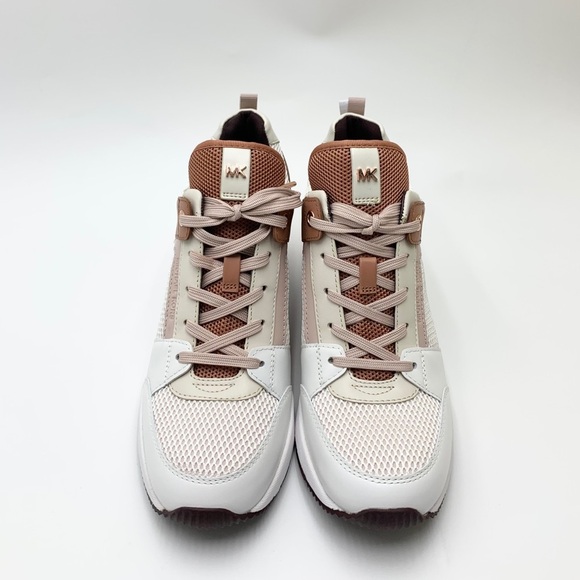 🥳HOST PICK🥳~Michael Kors Georgie Trainer Wedge Sneaker 👟 - Picture 4 of 6